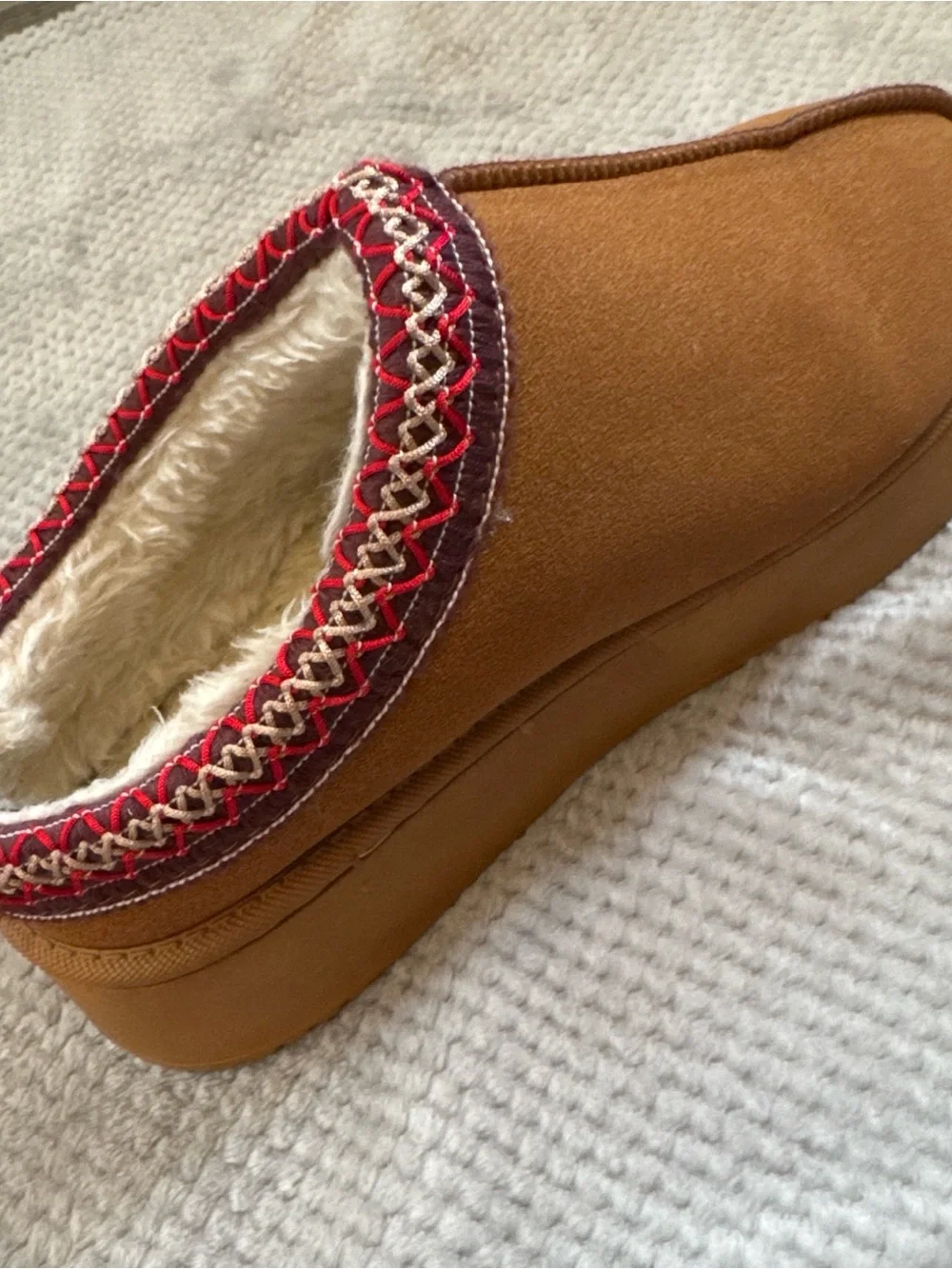 Platform Slippers - Picture 2 of 7